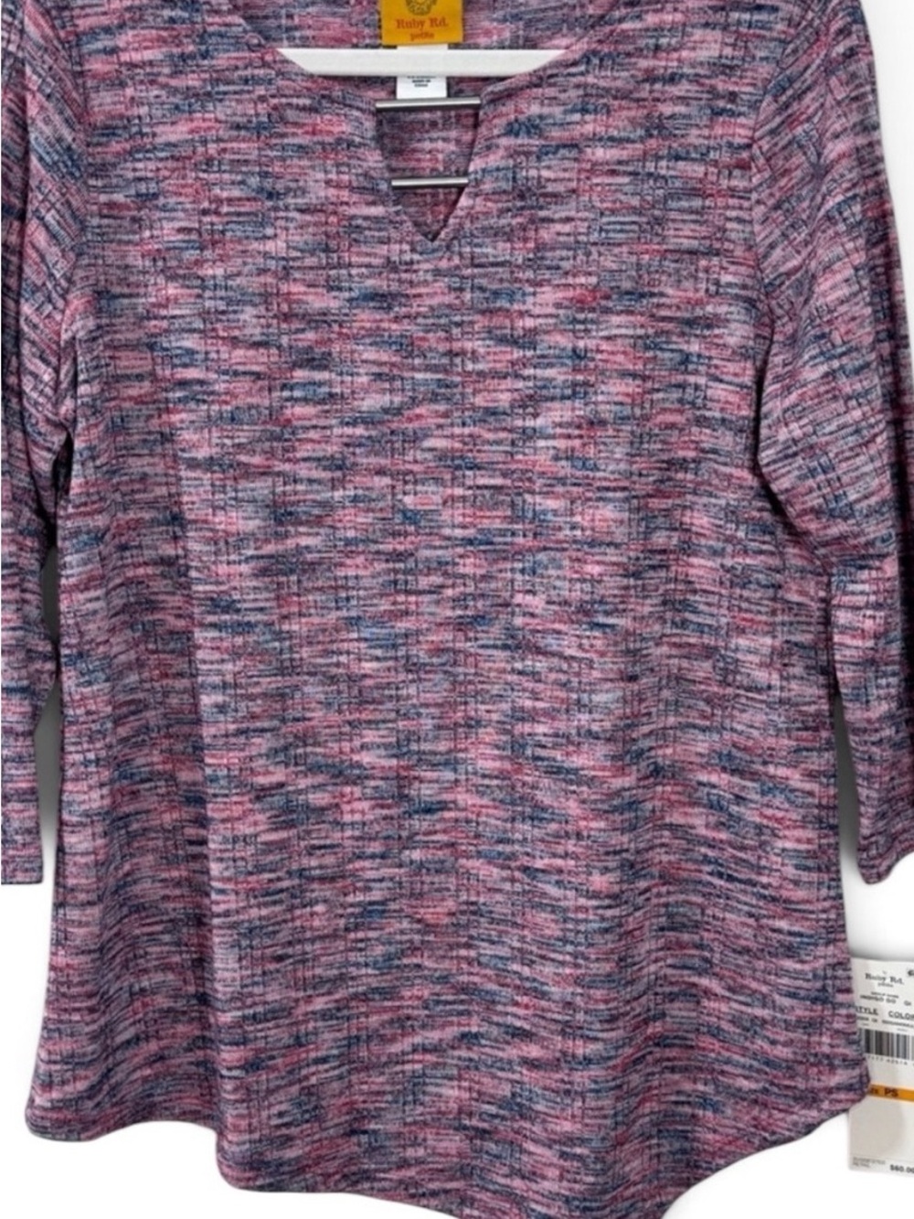 Women’s Pink Heathered Long-Sleeve V-Notch Top